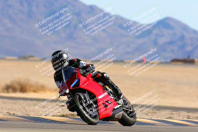 media/Jan-08-2022-SoCal Trackdays (Sat) [[1ec2777125]]/Turn 4 (1145am)/